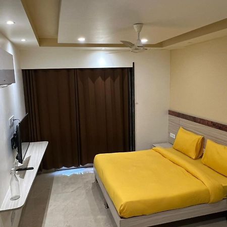 Windchime 853 Hotel Gurgaon Exterior foto
