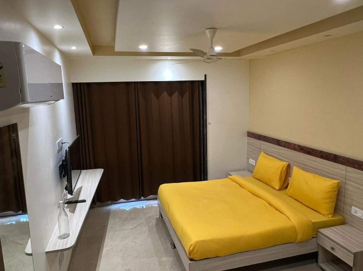 Windchime 853 Hotel Gurgaon Exterior foto